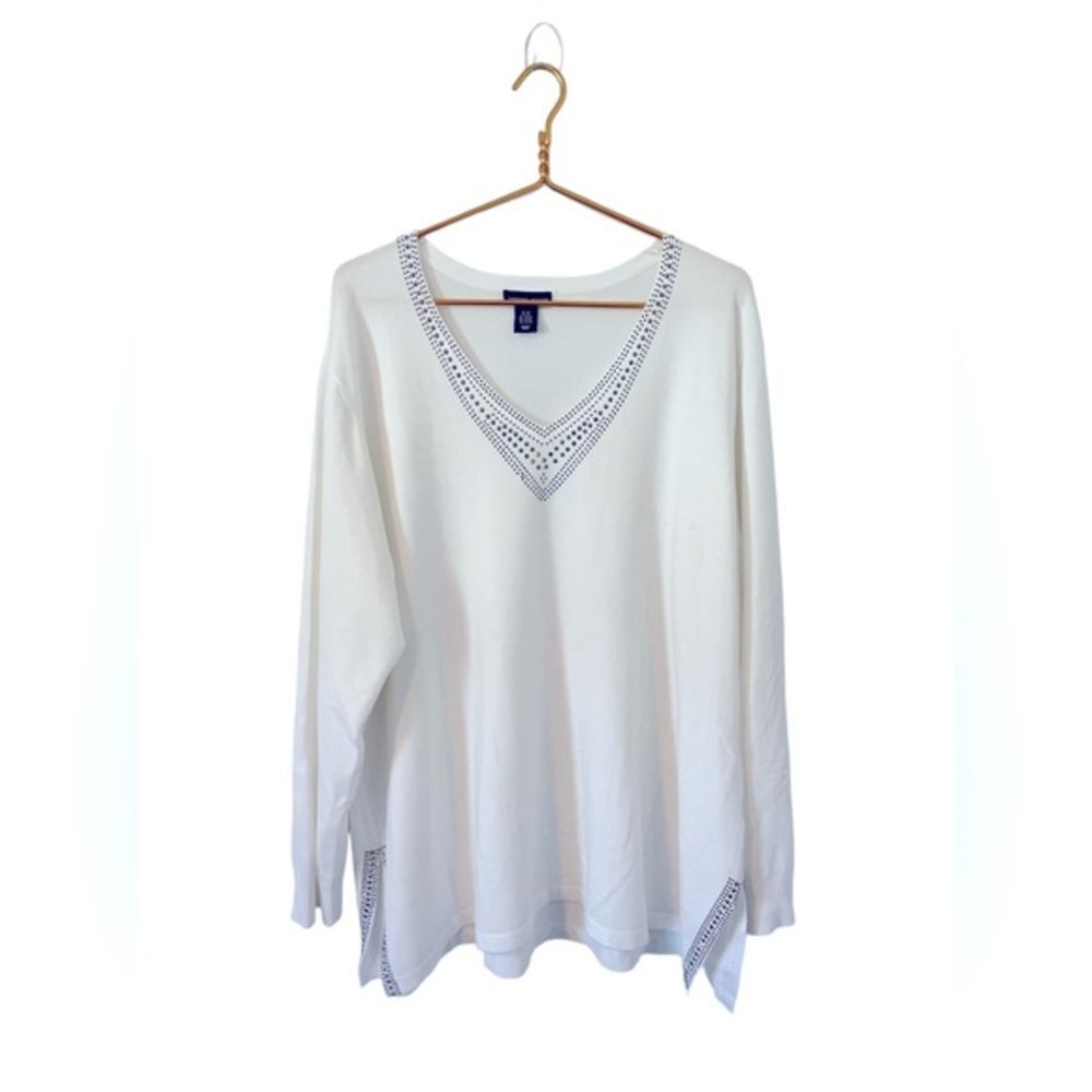 Adrienne Vittadini White Sweater, Metallic Beaded Super Soft Sweater,‎ Size 3x